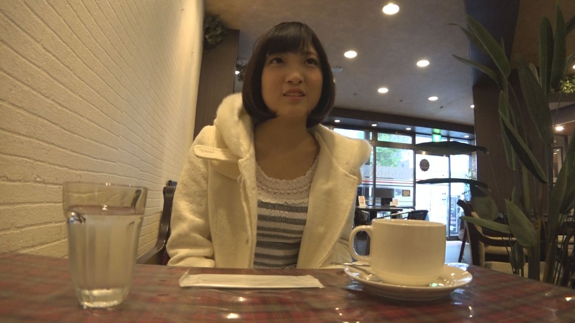 #1 野外連れまわしゲリラ露出ド変態な広瀬うみちゃんとハプバーで中出しぶっかけ輪●●●